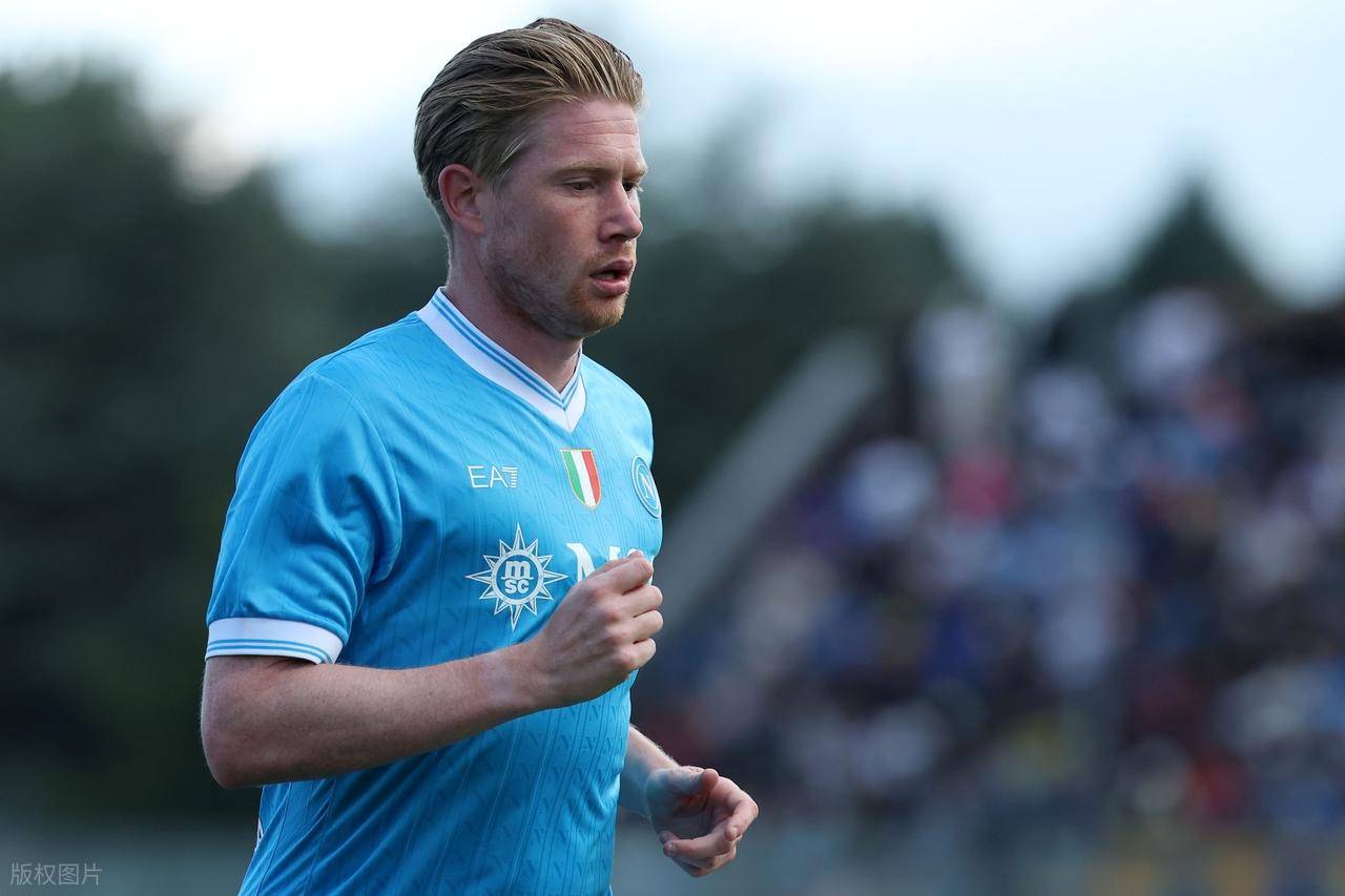 罗马诺：切尔西还没有与曼联谈加纳乔转会，预计8月进行