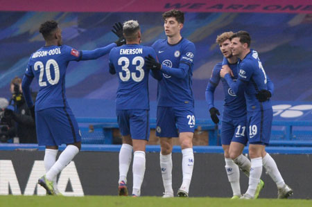 巧合？美国队此前刚赢了世界杯小组赛对手澳大利亚、巴拉圭