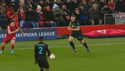 杜兰特关键补篮锁定胜局