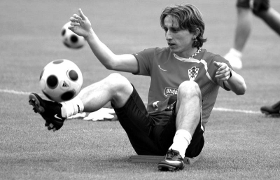 蓉城海港平局申花1球小负，中超三队本轮亚冠2平1负&持续垫底