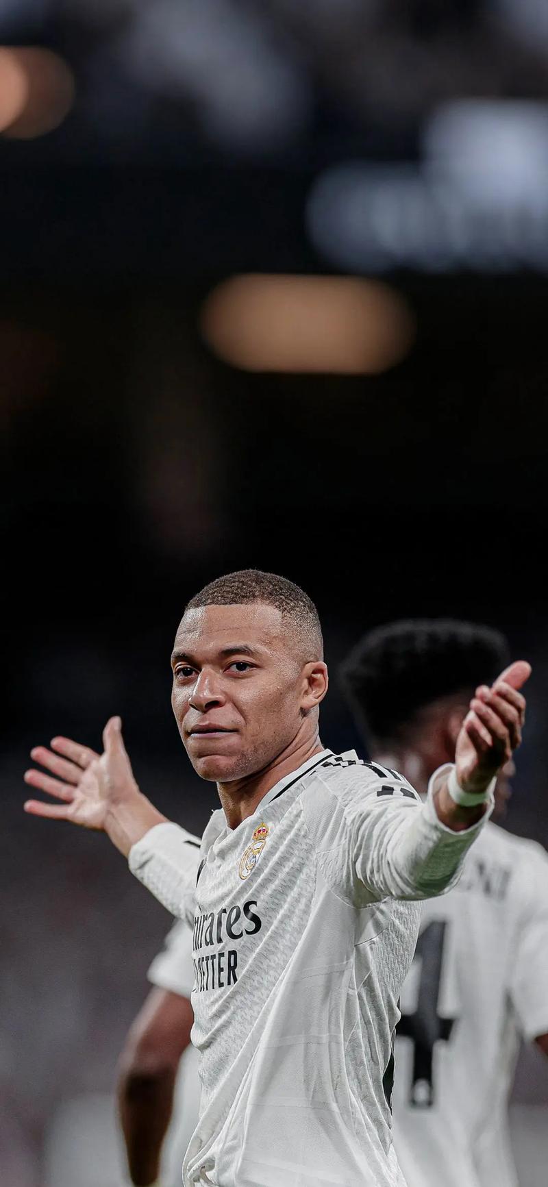 中足联官方：俱乐部中超赢球奖限额300万，亚冠限额600万