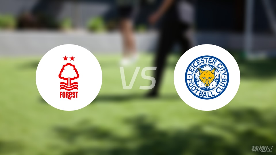 受伤的彭啸进入战上海U20的替补席，此前球员遭遇韧带损伤