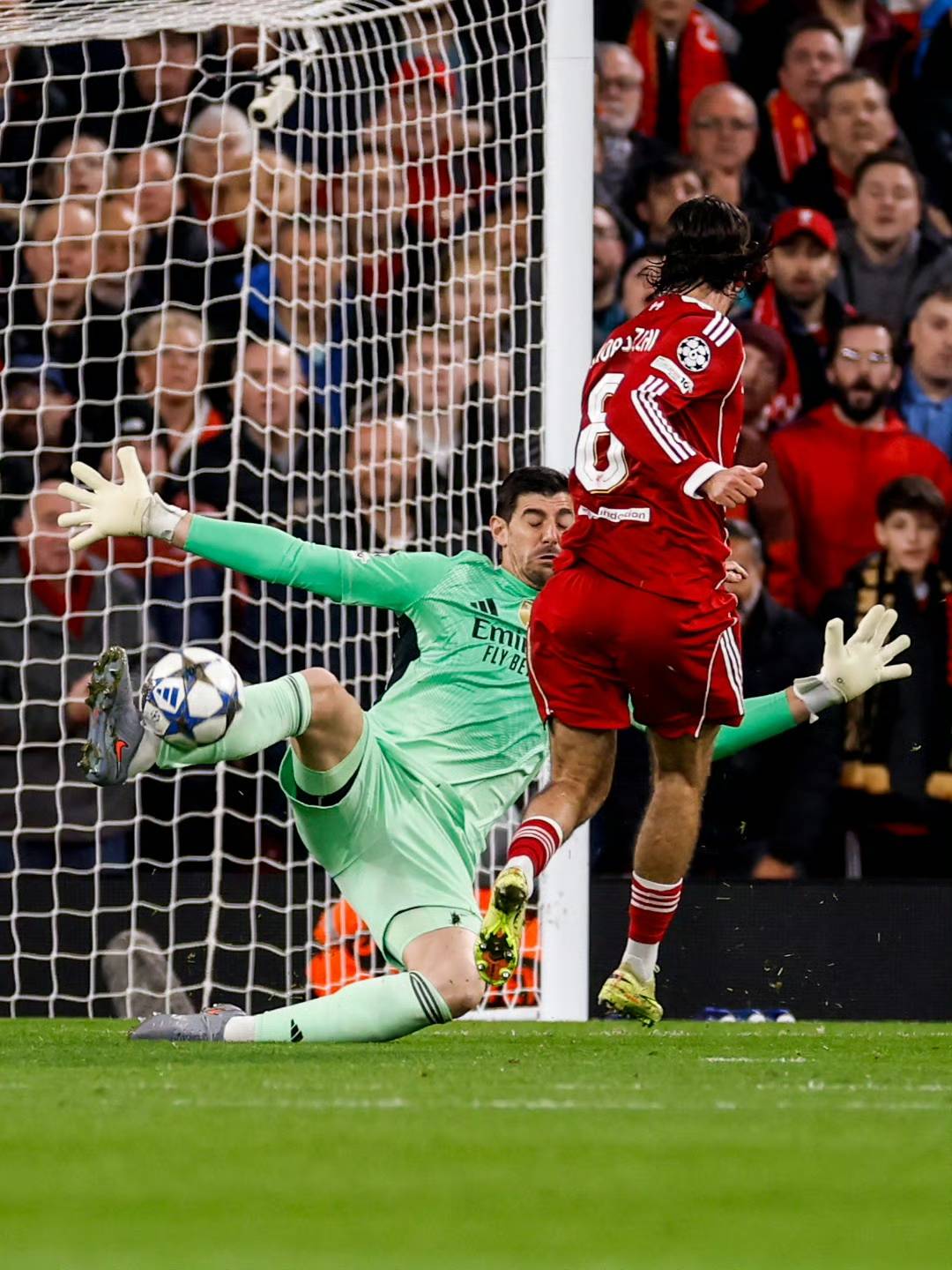 找回状态！伦纳德第三节砍下9分2板2助1断，而上半场仅有8分